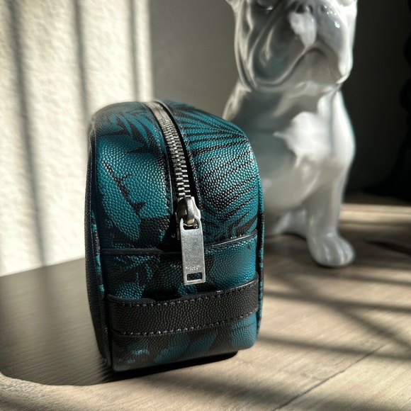 YSL Toiletry/Makeup/Cosmetic Pouch - Picture 4 of 16